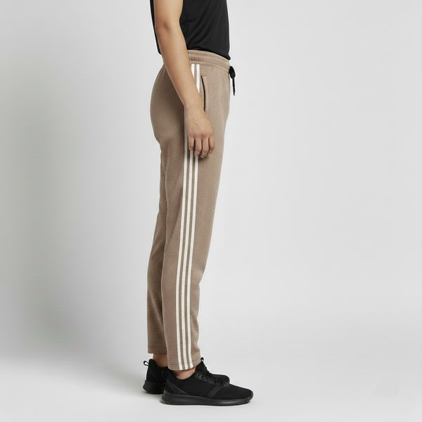 Men’s Tan Slim-Fit Athletic Trousers