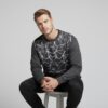 Men's Gray & White Geometric Graphic Crewneck Sweatshirt