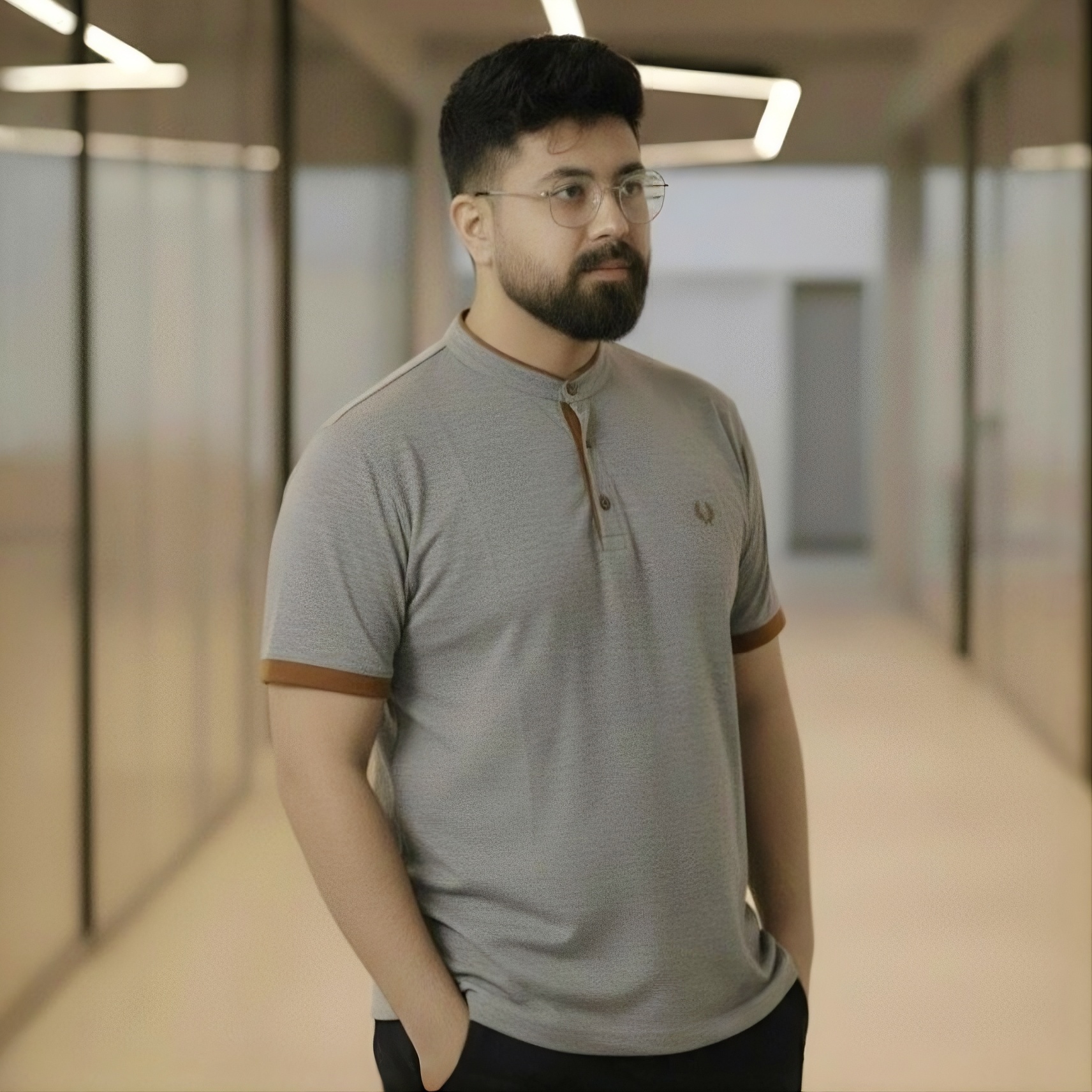 Slim-Fit Heather Grey Mandarin Collar Polo Shirt – Men's Modern Grandad Collar Knit - Image 3